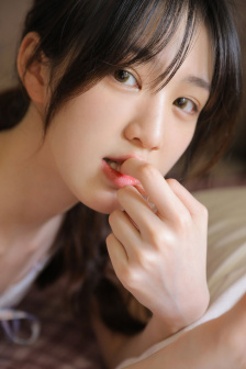 新伊人思思久99久女女精品视频